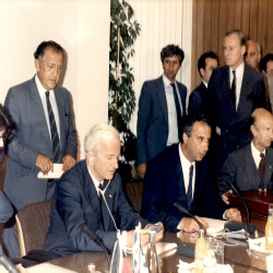 Επίσκεψη Όττο φον Βάϊτσεκερ:Φωτογραφία 1