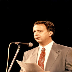 26ο Φεστιβάλ Τραγουδιού 1986 Παλαί Ντε Σπορ:Φωτογραφία 4