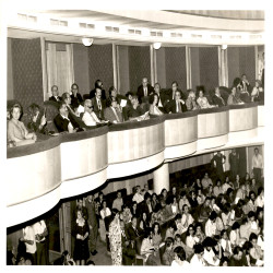 16ο ΦΕΣΤΙΒΑΛ ΕΛΛ.ΚΙΝΗΜΑΤΟΓΡΑΦΟΥ 1975:Φωτογραφία 7