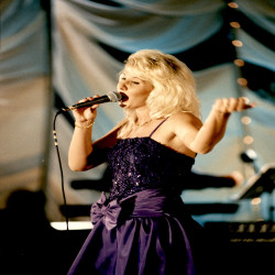 Φεστιβάλ Ελληνικού Τραγουδιού Διάφορες Ερμηνεύτριες:Φωτογραφία 30