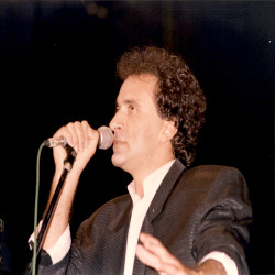 Διάφορα Φεστιβάλ Ελληνικου Τραγουδιού:Φωτογραφία 1