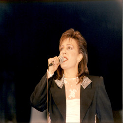 Διάφορα Φεστιβάλ Ελληνικου Τραγουδιού:Φωτογραφία 11