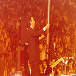 15ο Φεστιβάλ Ελληνικού Τραγουδιού:Φωτογραφία 1