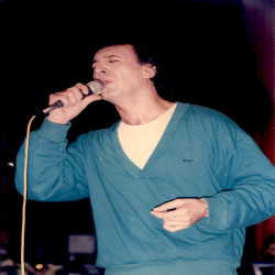 Διάφορα Φεστιβάλ Ελληνικου Τραγουδιού:Φωτογραφία 8